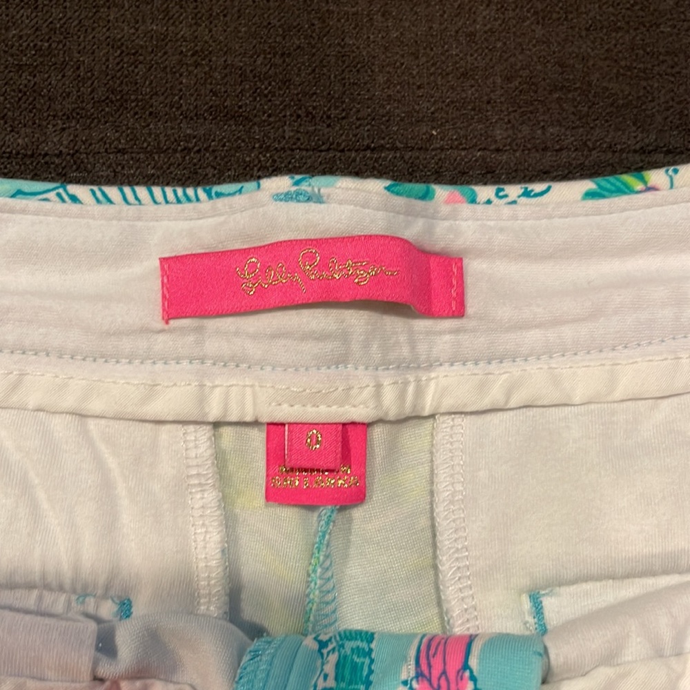 Lilly Pulitzer girls shorts size 0 - Picture 2 of 3